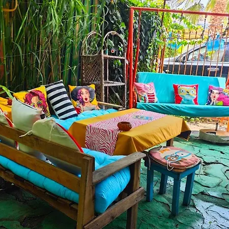 Bed & Breakfast Tuana Garden Side